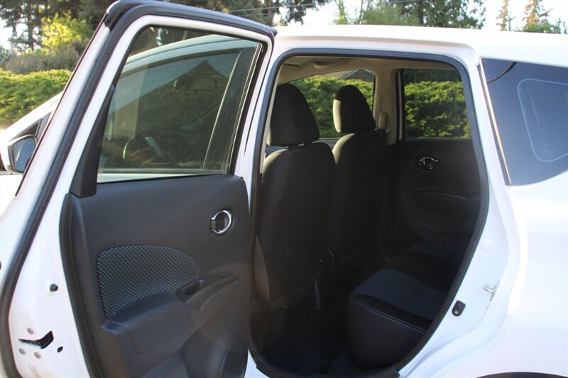Used 2016 Nissan Versa Note SV FWD image 15