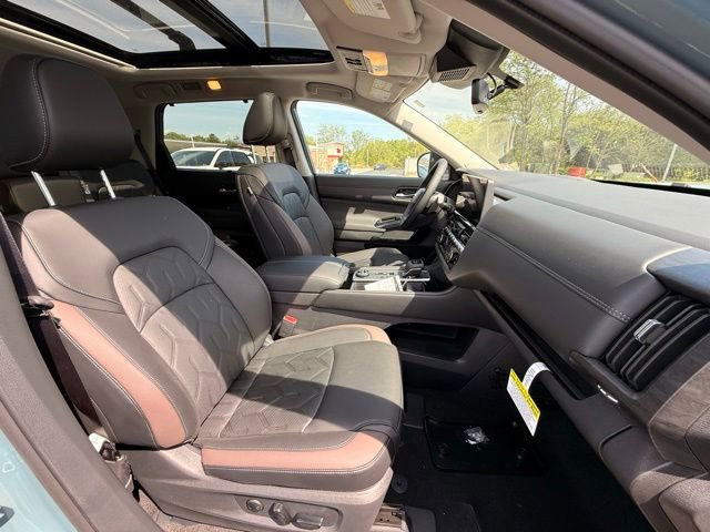 New 2026 Nissan Pathfinder Platinum w/ Cargo Package AWD/4WD image 20