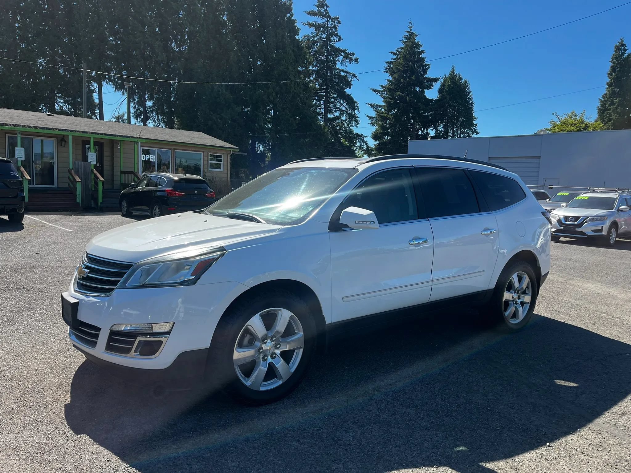 Used 2016 Chevrolet Traverse LTZ AWD/4WD image 7