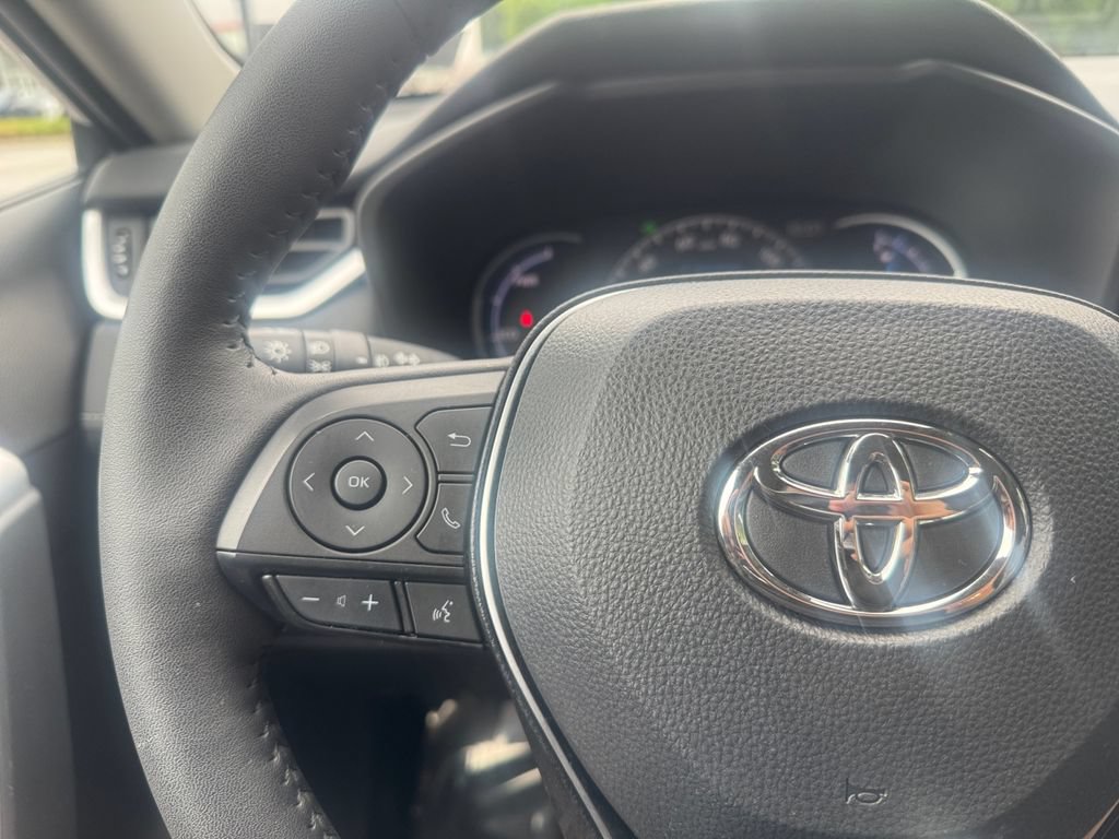 Used 2024 Toyota RAV4 XLE Premium w/ Weather Package AWD/4WD image 28