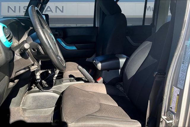 Used 2018 Jeep Wrangler Unlimited Sport w/ Connectivity Group image 17