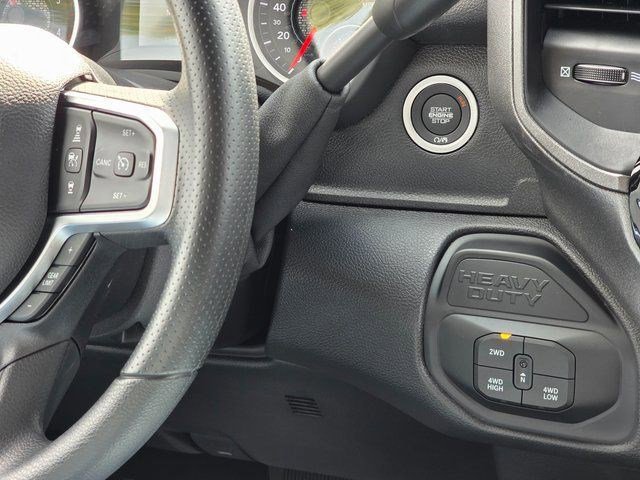 New 2025 RAM 2500 Tradesman AWD/4WD image 30