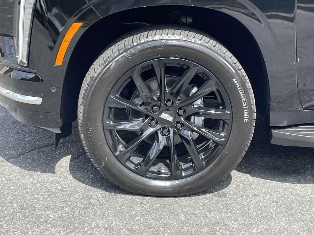 New 2025 Cadillac Escalade ESV Premium Luxury image 9