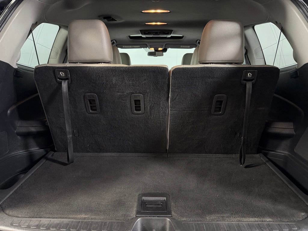 Used 2017 Honda Pilot Touring image 28