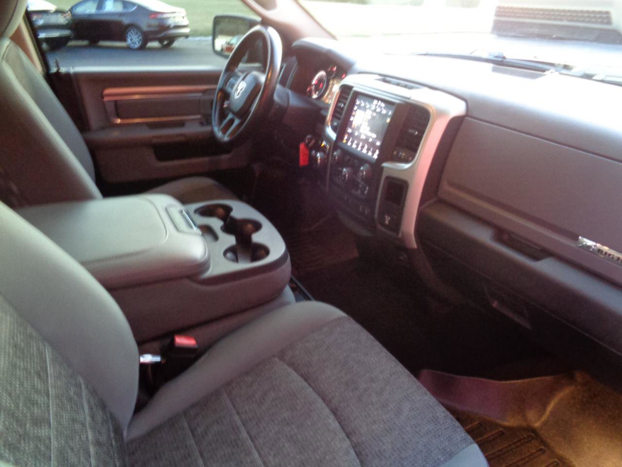 Used 2019 RAM 1500 Big Horn RWD image 12