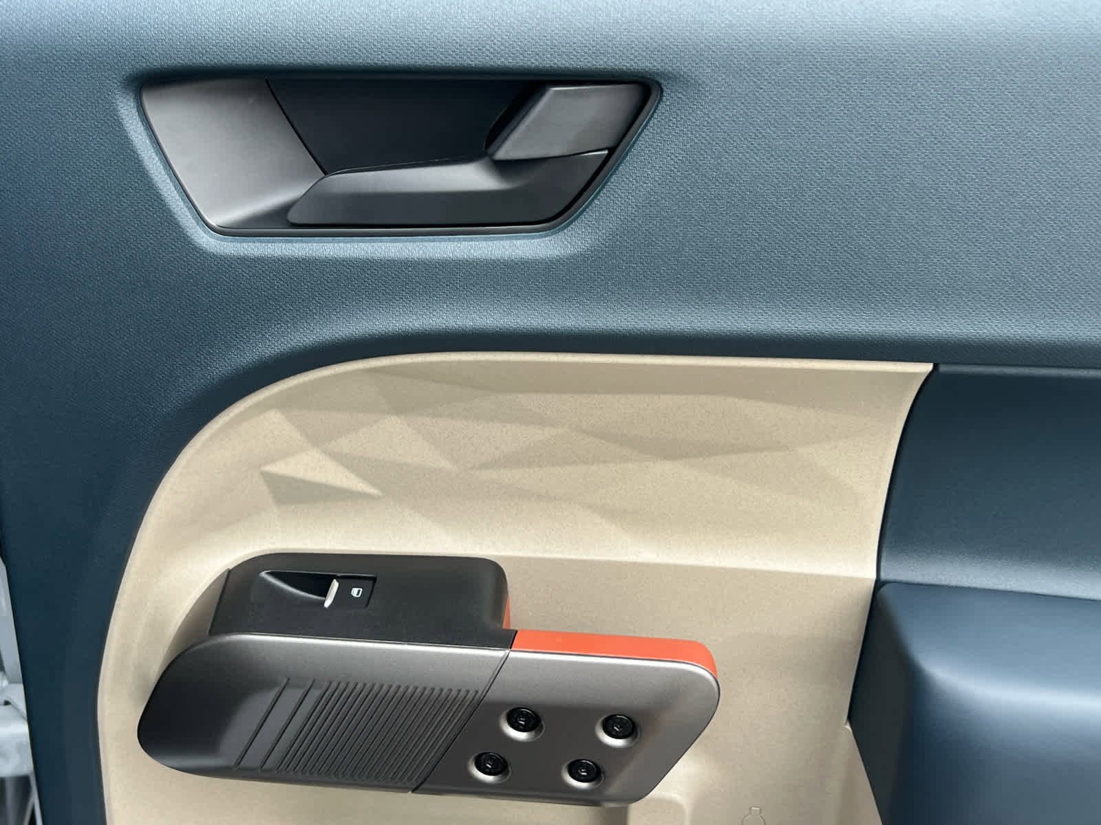 New 2025 Ford Maverick Lariat w/ 4K Tow Package image 22