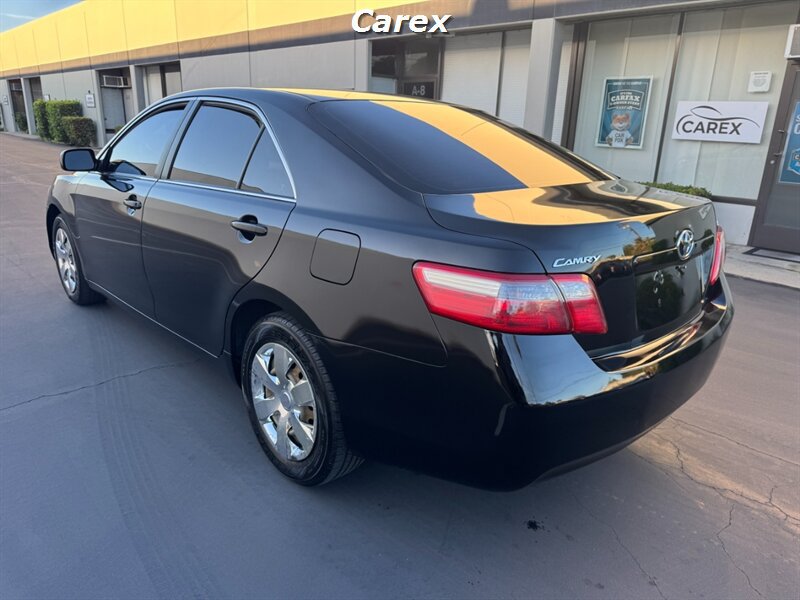 Used 2007 Toyota Camry LE FWD image 8