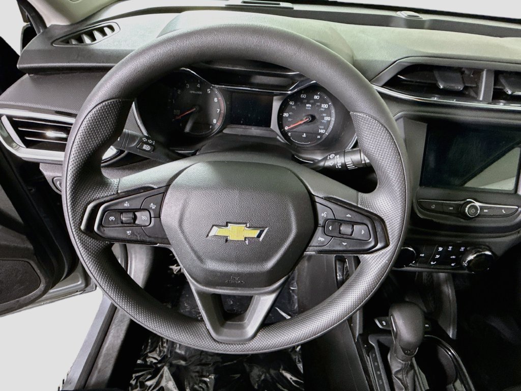 Used 2023 Chevrolet TrailBlazer LT AWD/4WD image 19