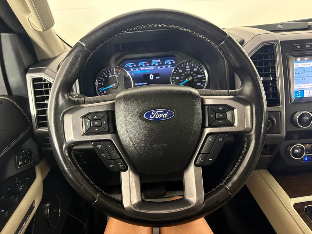 Used 2019 Ford Expedition Platinum AWD/4WD image 22