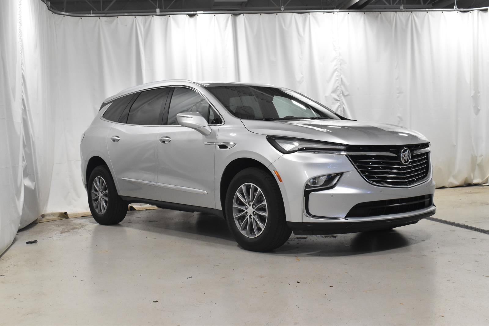 Used 2022 Buick Enclave Premium image 35