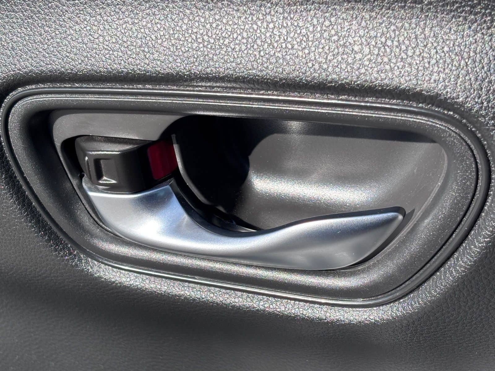 Certified 2025 Honda HR-V EX-L image 20