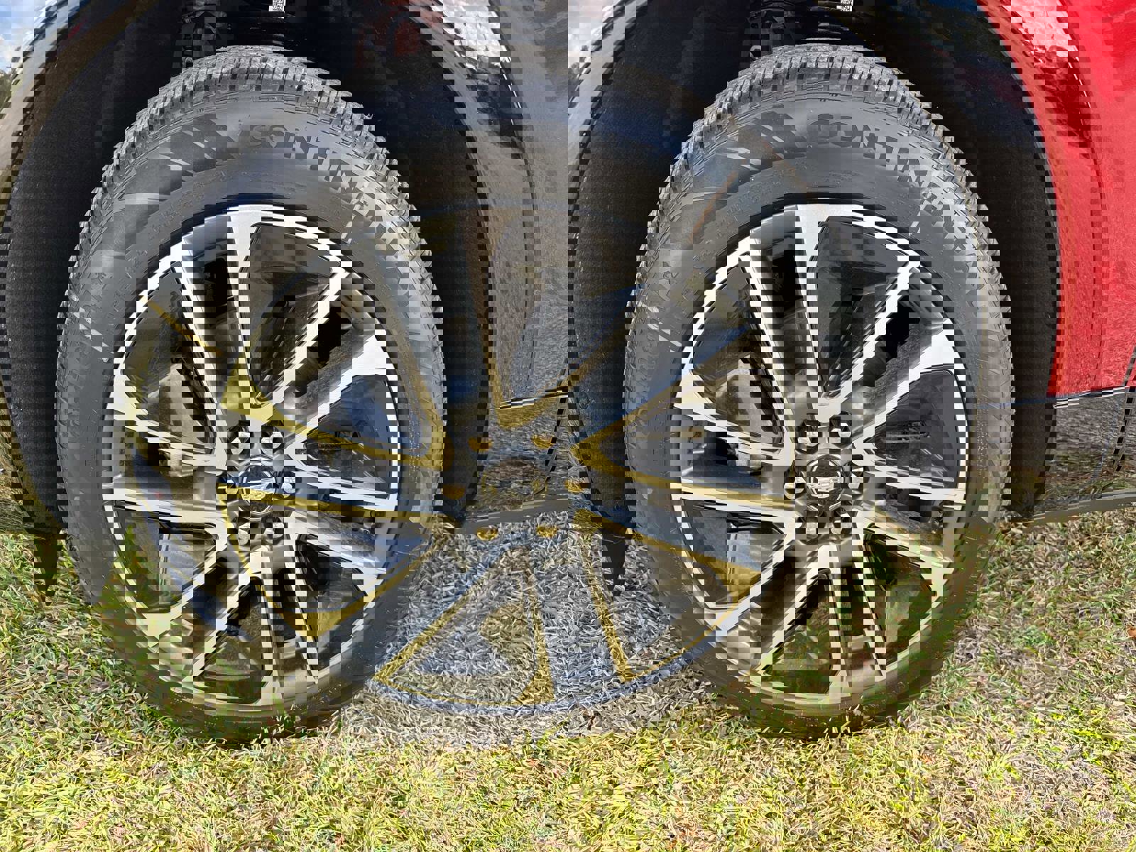 New 2026 Cadillac Optiq Sport 2 image 10