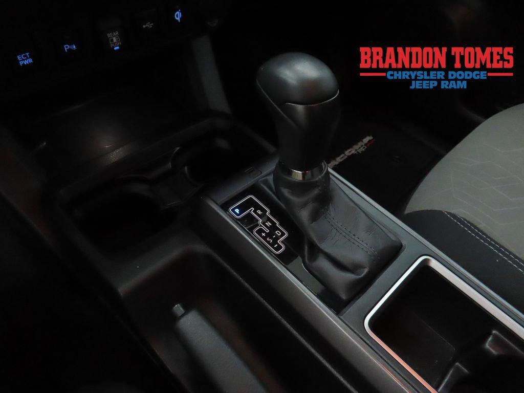 Used 2023 Toyota Tacoma TRD Sport w/ Technology Package AWD/4WD image 15