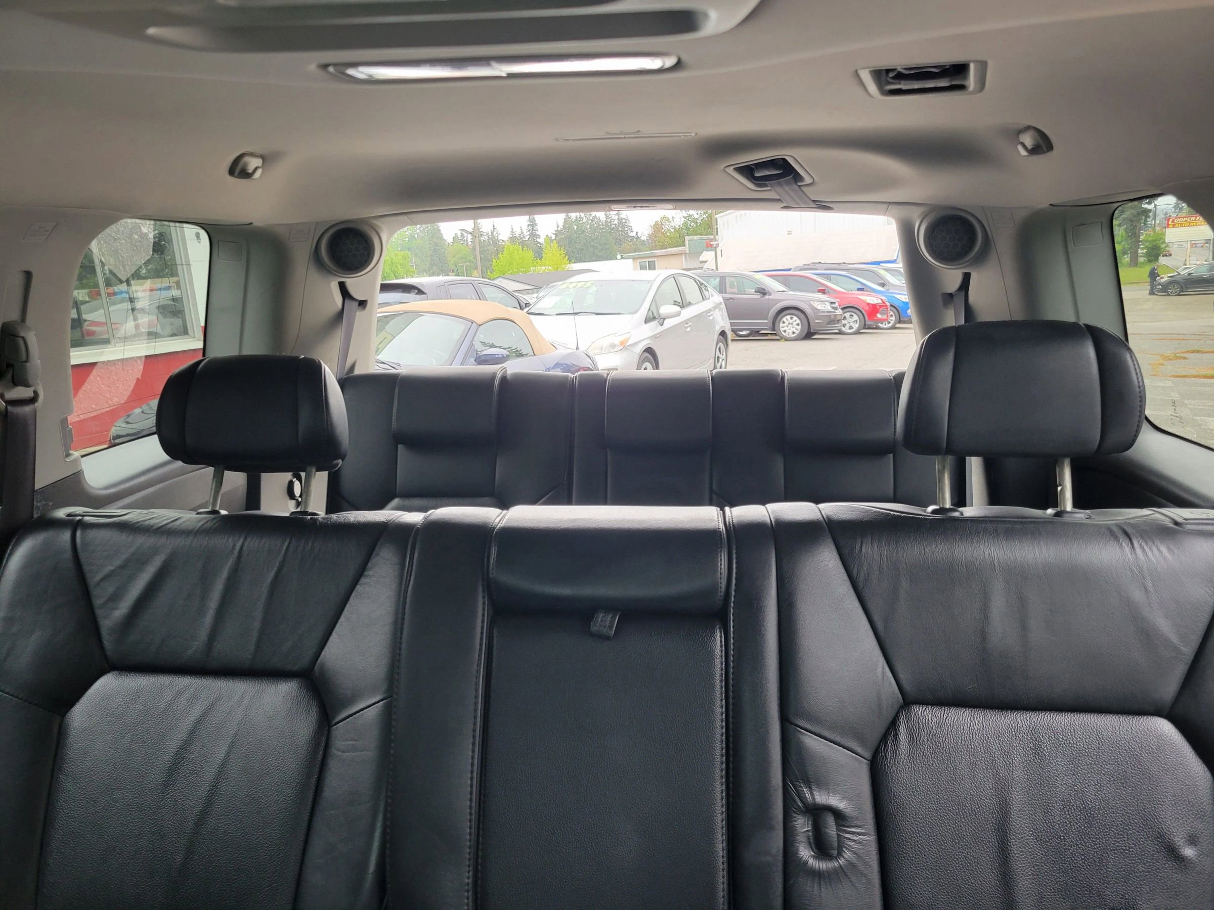 Used 2010 Honda Pilot Touring image 14