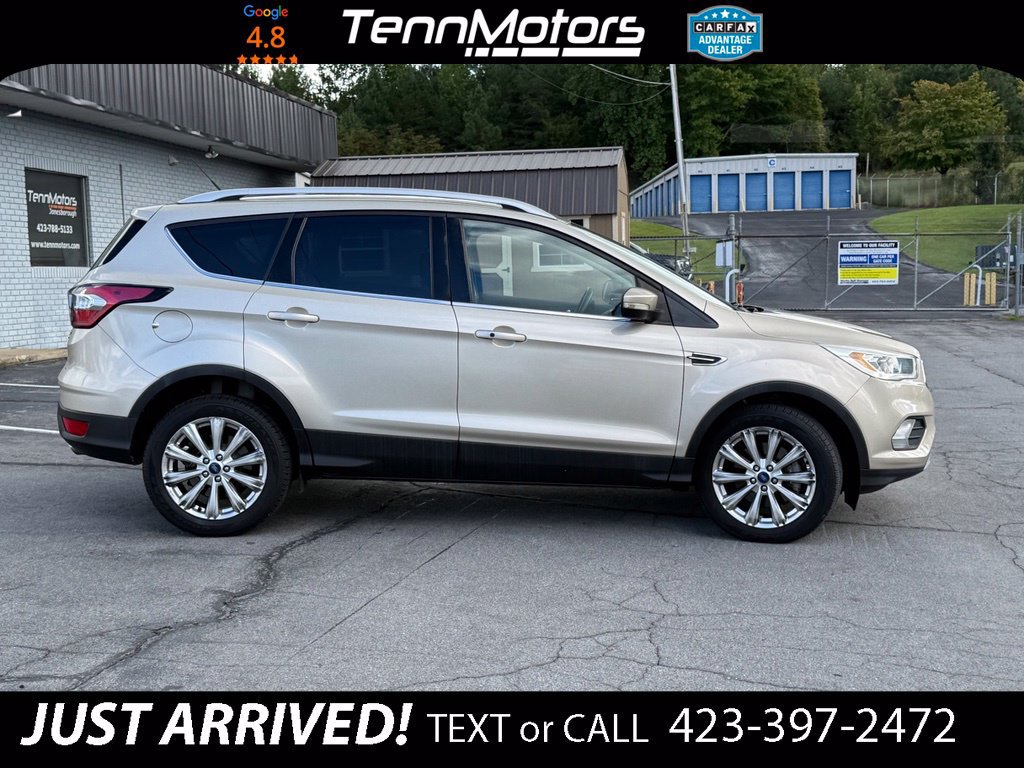 Used 2017 Ford Escape Titanium AWD/4WD image 4
