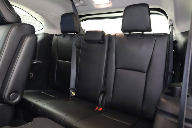 Used 2024 Toyota Highlander XLE image 25