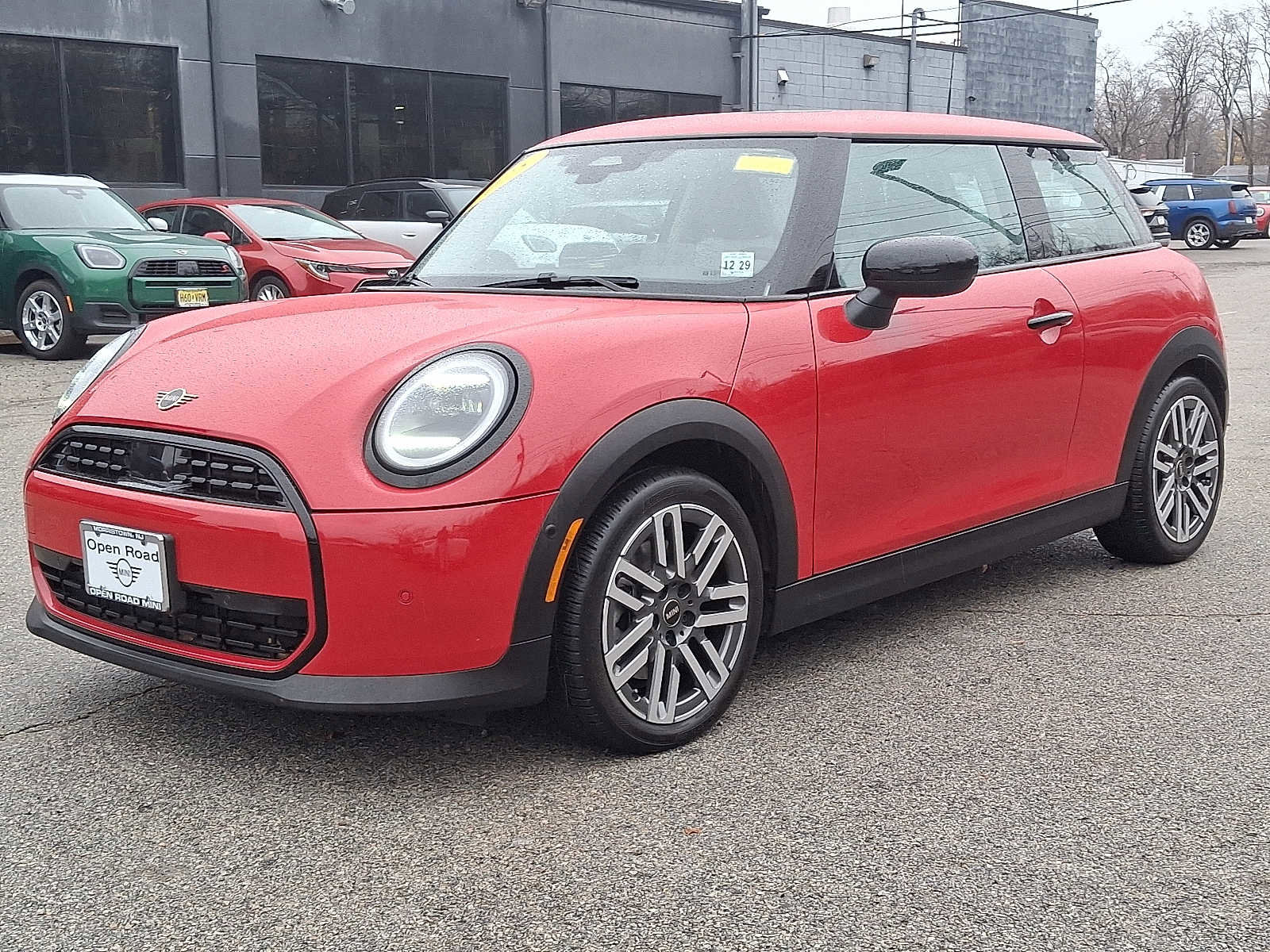 Used 2025 MINI Cooper 2-Door Hardtop image 3