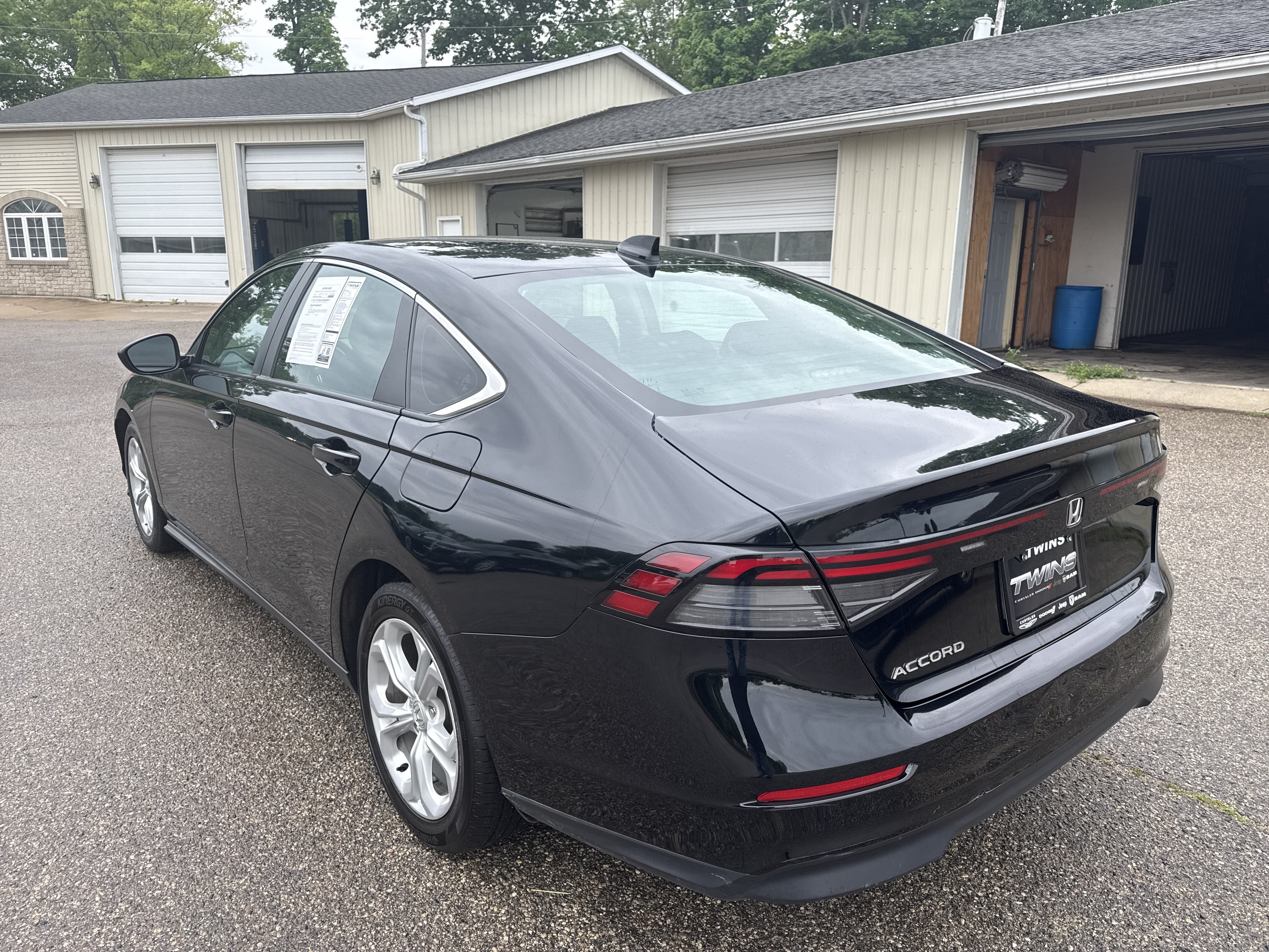 Used 2024 Honda Accord LX image 7