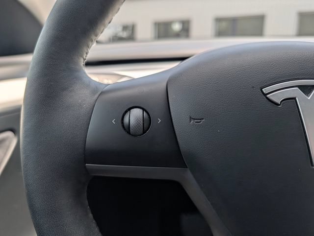 Used 2023 Tesla Model Y Long Range AWD/4WD image 20