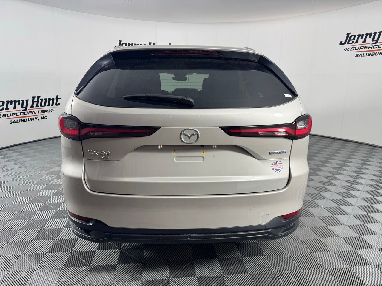 Used 2024 MAZDA CX-90 Plug-In Hybrid w/ Preferred AWD/4WD image 8