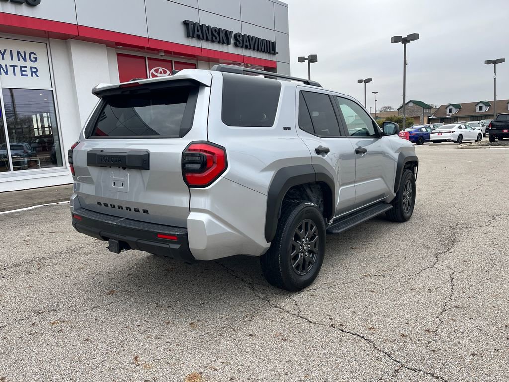 Used 2025 Toyota 4Runner SR5 image 5