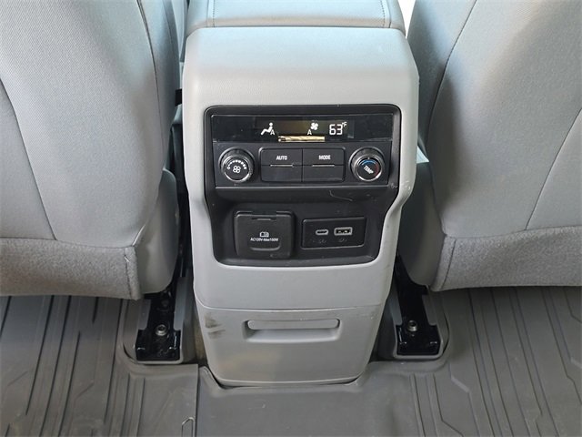 Used 2023 GMC Acadia SLE w/ Driver Convenience Package image 26