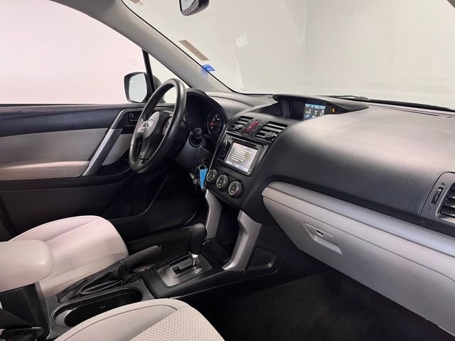 Used 2015 Subaru Forester 2.5i Premium image 11