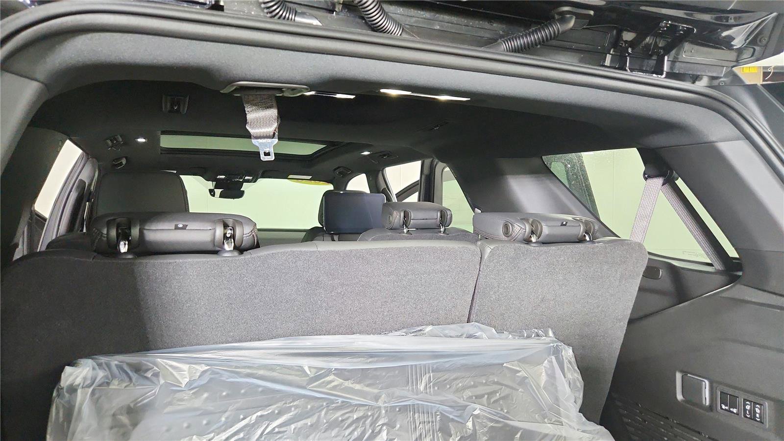 New 2026 Chevrolet Tahoe High Country image 23