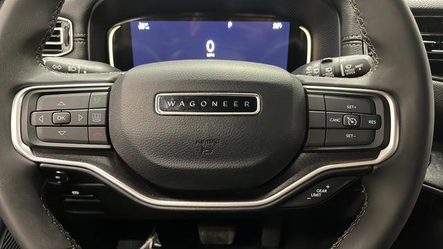 Used 2023 Jeep Wagoneer 4WD image 15