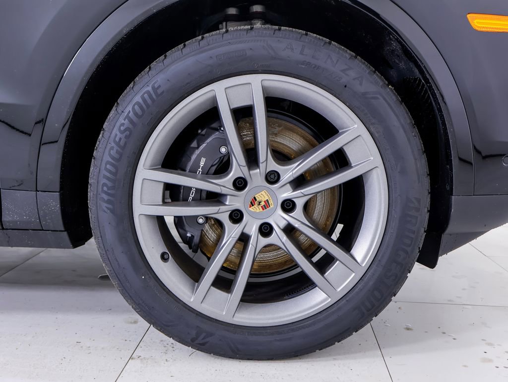 New 2026 Porsche Cayenne image 29