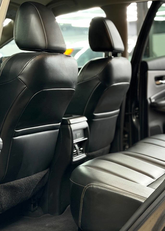 Used 2022 Nissan Murano SV image 8