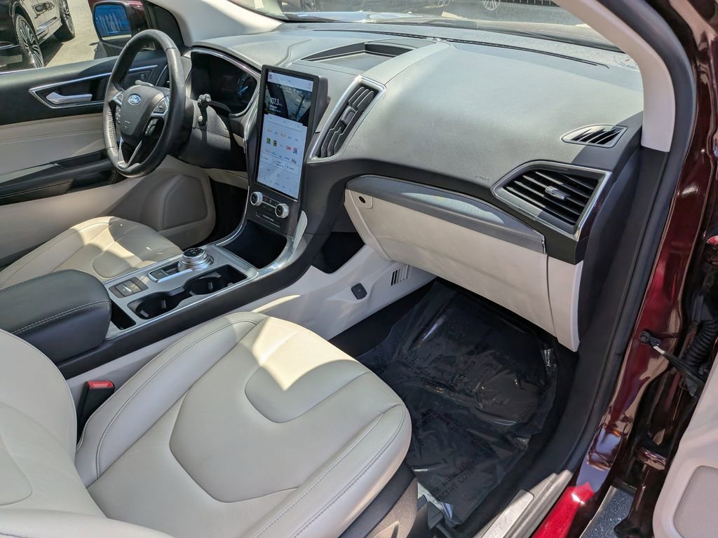 Certified 2021 Ford Edge Titanium FWD image 14