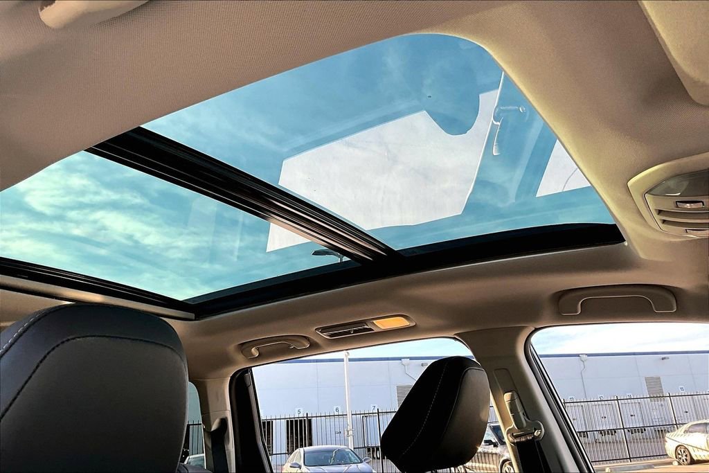 Used 2022 Subaru Ascent Onyx Edition image 21