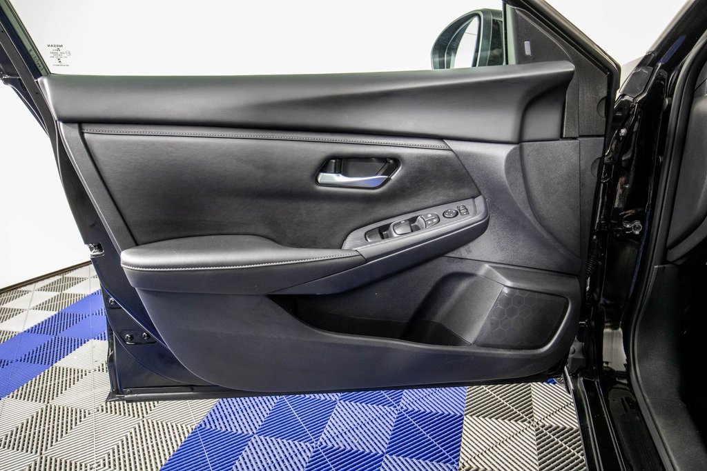 Used 2024 Nissan Sentra SV w/ Trunk Package image 13