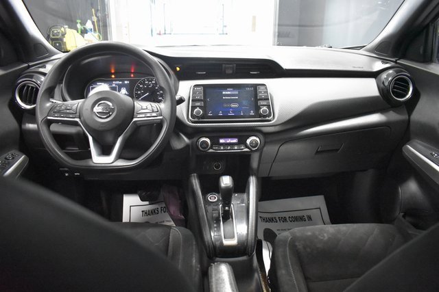 Used 2020 Nissan Kicks SV image 13