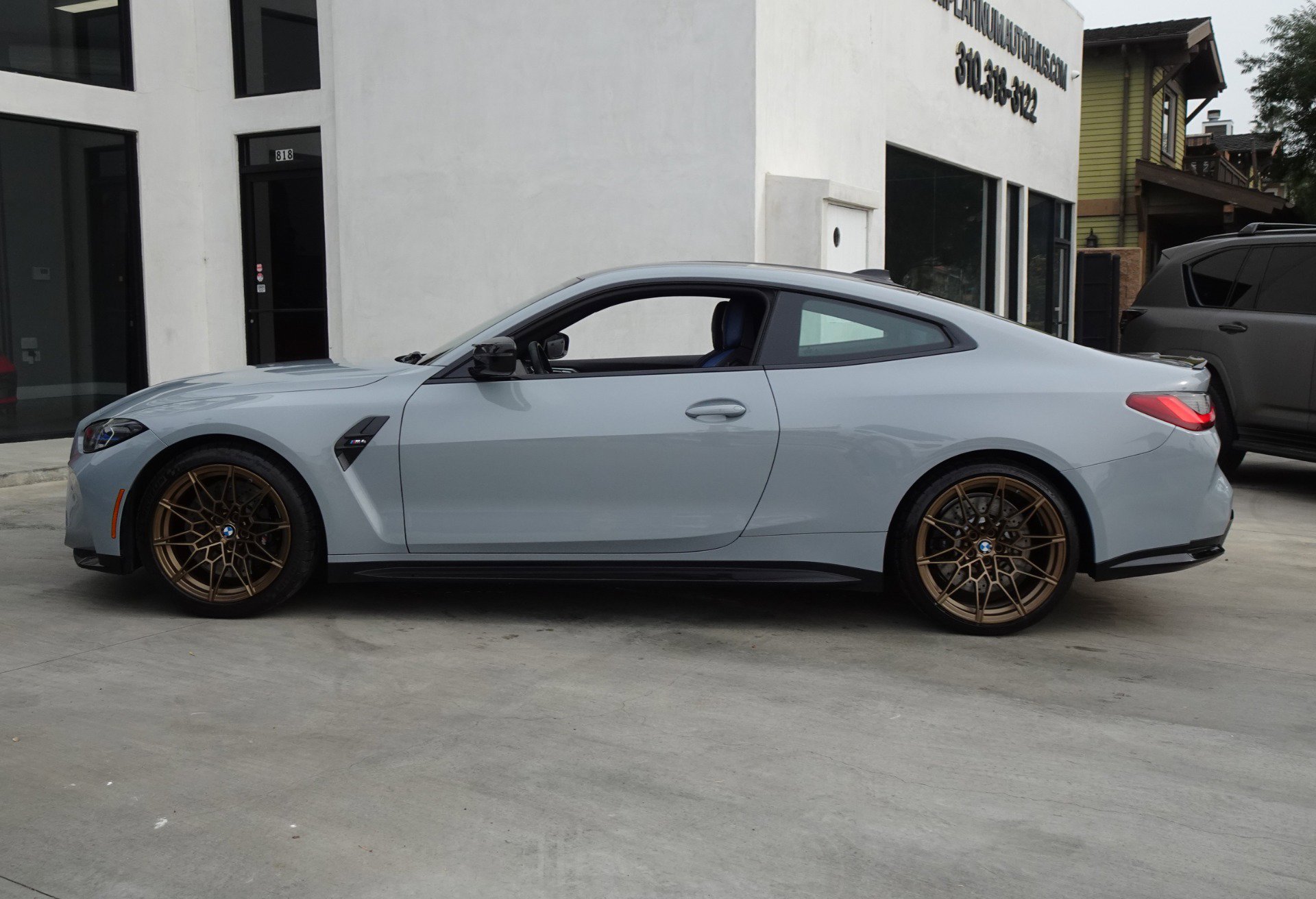 Used 2021 BMW M4 Coupe w/ Executive Package RWD image 3