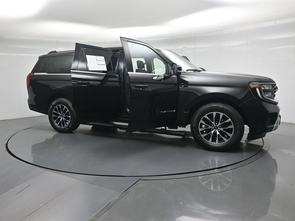 Certified 2025 Ford Expedition Max Platinum image 35