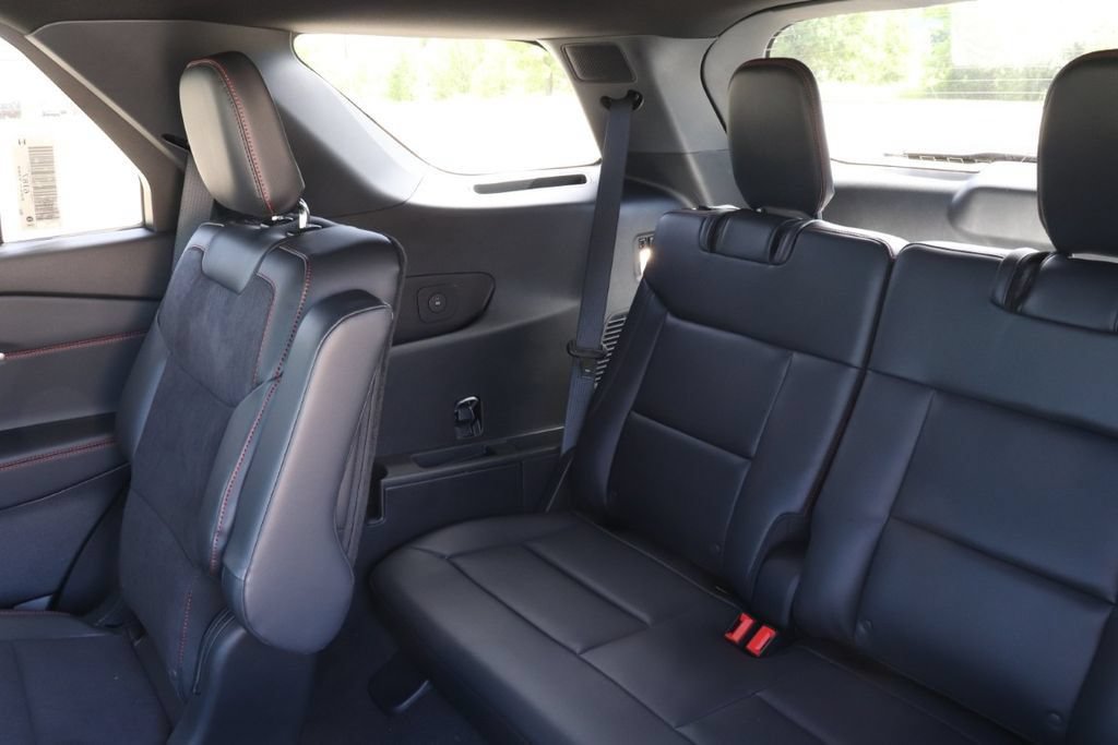 New 2026 Ford Explorer ST w/ Sun And Sound Package AWD/4WD image 16