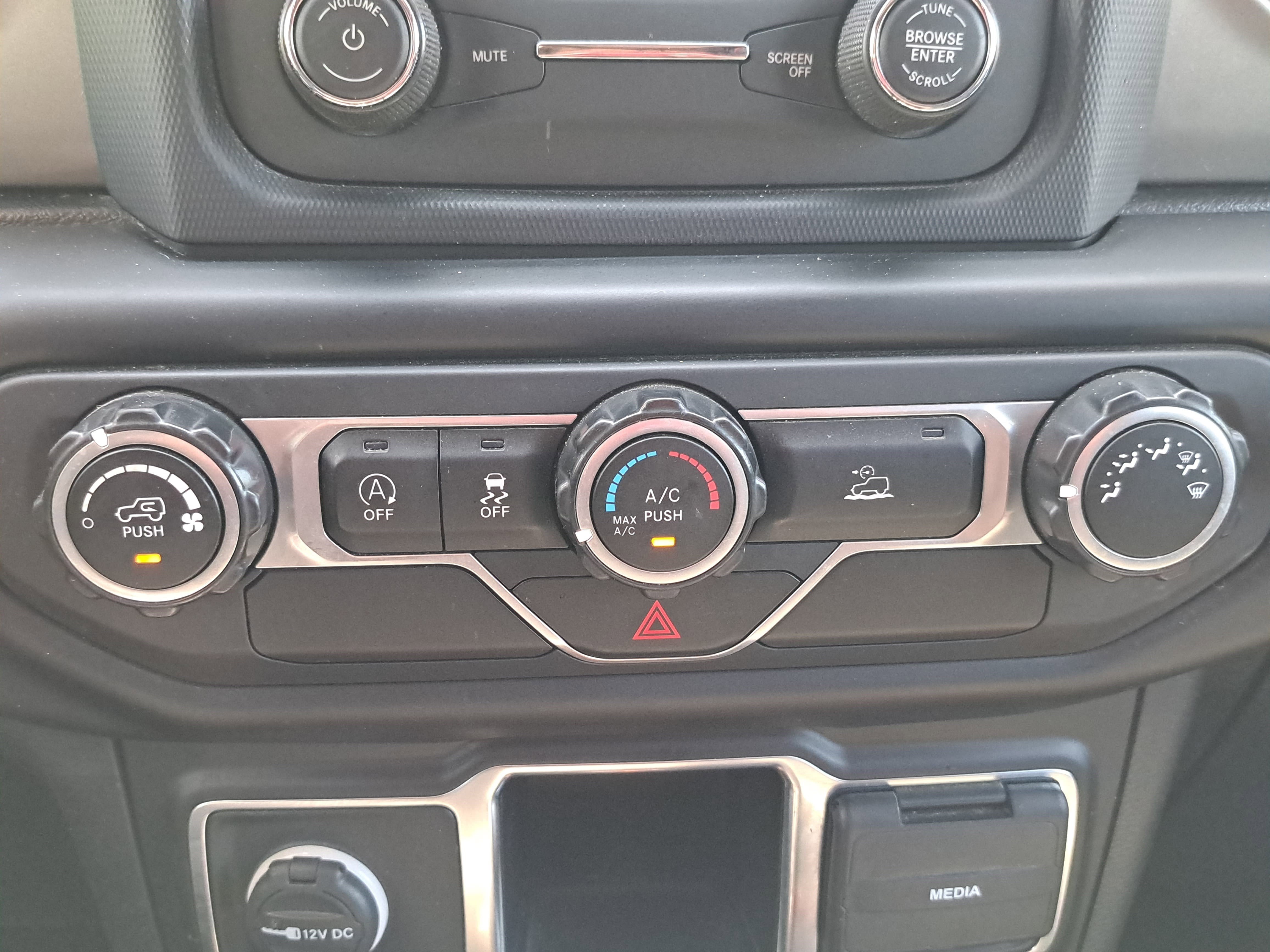 Used 2021 Jeep Wrangler Unlimited Sport AWD/4WD image 21