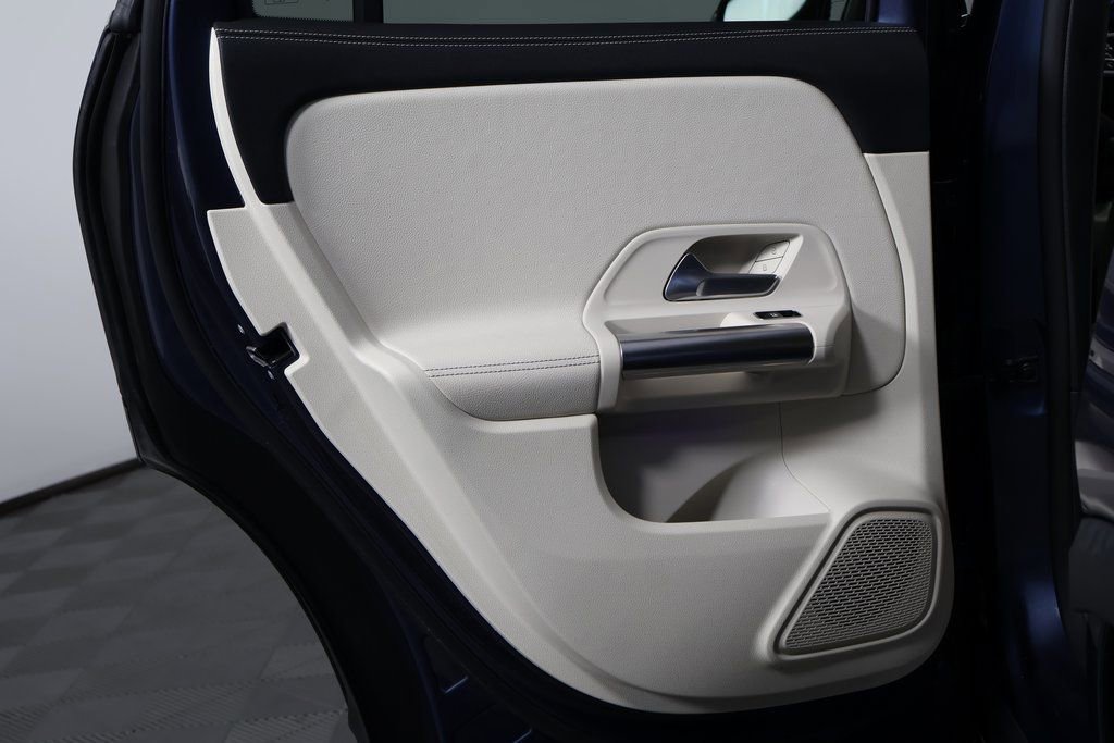 Certified 2022 Mercedes-Benz GLA 250 image 13