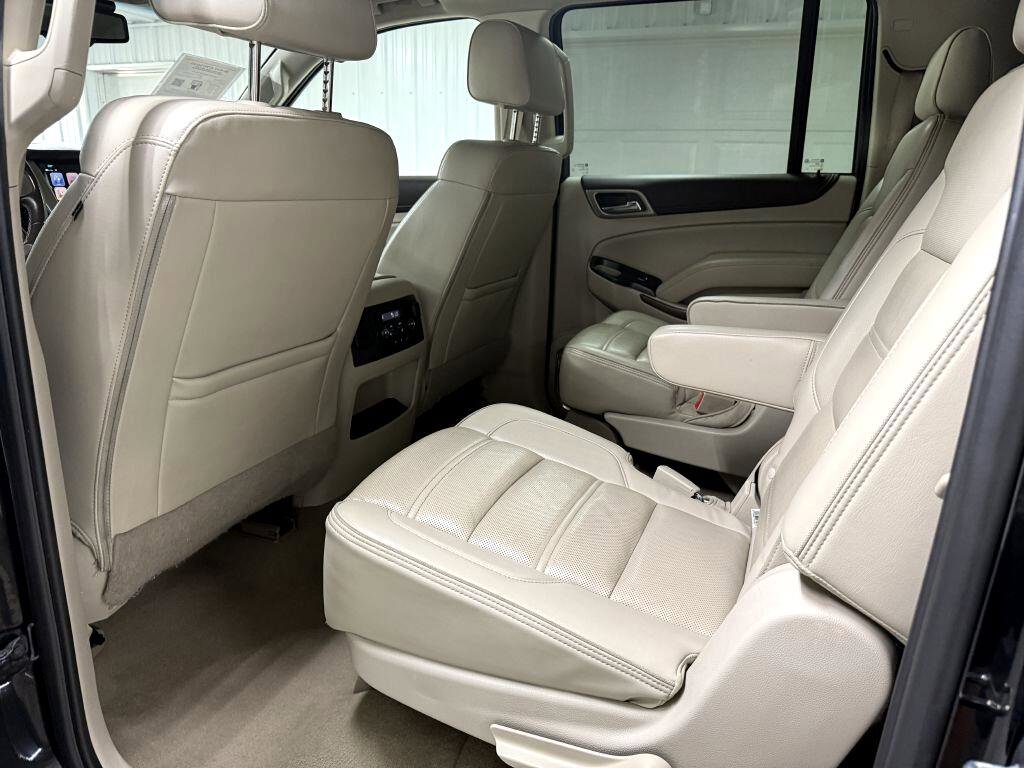 Used 2019 GMC Yukon XL Denali w/ Denali Ultimate Package AWD/4WD image 23