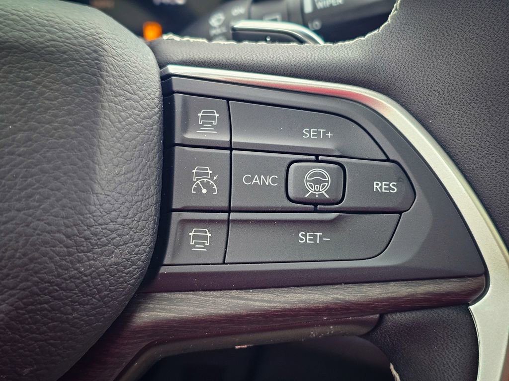 New 2026 Jeep Grand Cherokee Laredo image 20