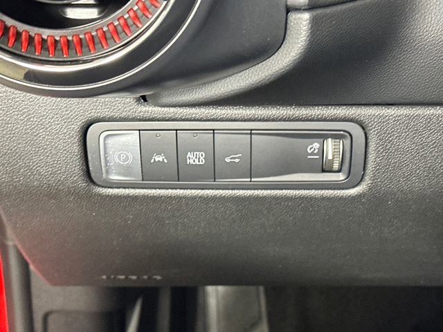 Used 2024 Chevrolet Equinox EV RS image 19