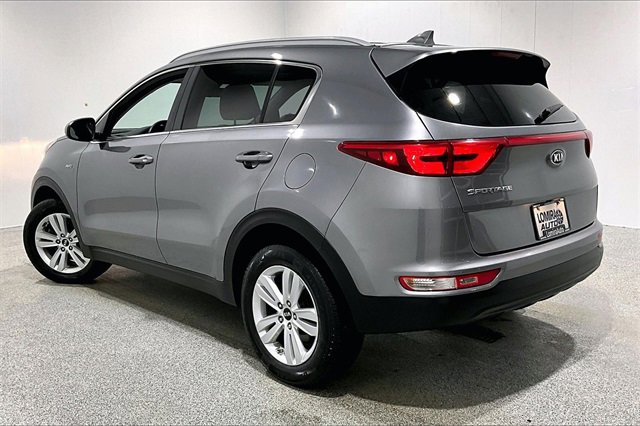Used 2018 Kia Sportage LX w/ LX Popular Package image 4