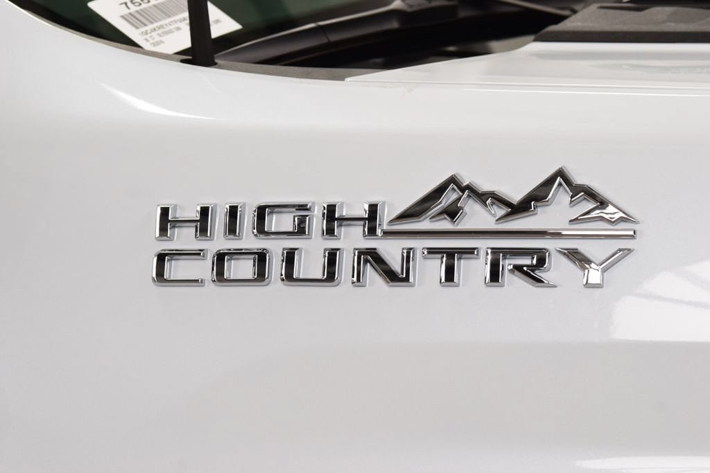 New 2026 Chevrolet Silverado 2500 High Country w/ High Country Premium Package AWD/4WD image 18