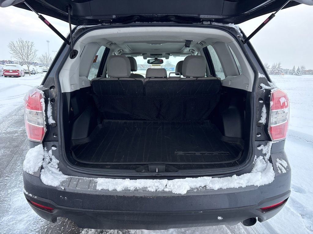 Used 2016 Subaru Forester 2.5i Limited image 11