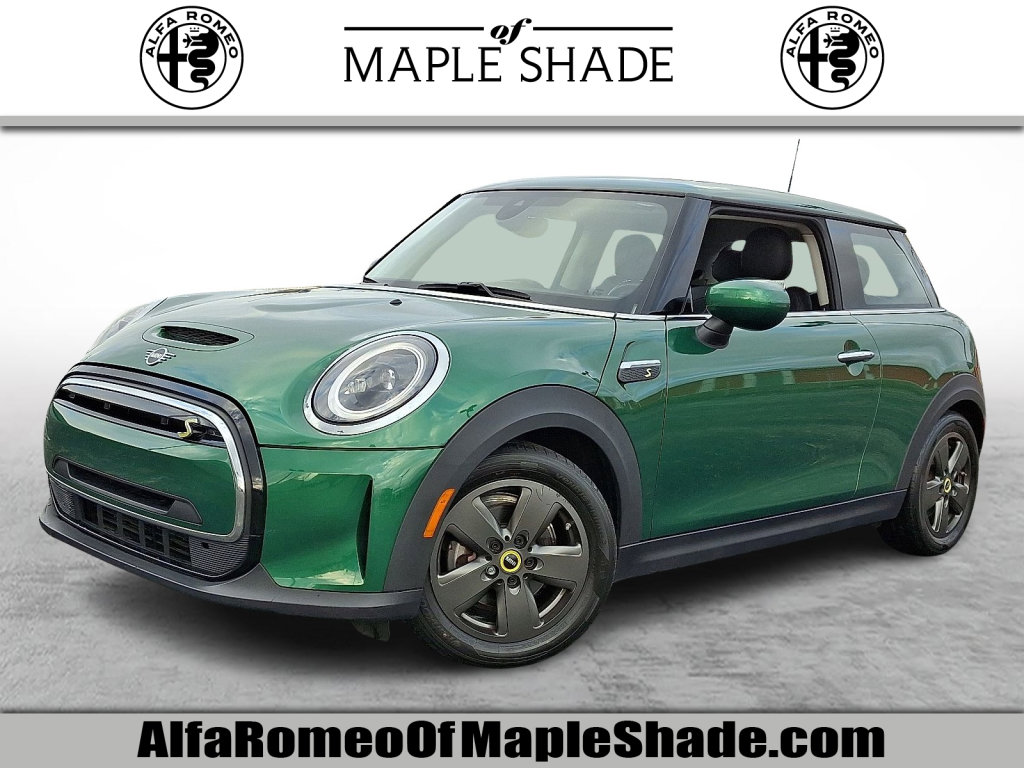 Used 2022 MINI Cooper SE image 1