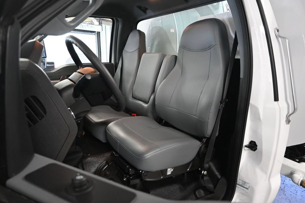 New 2027 Ford F750 2WD Regular Cab Super Duty image 10