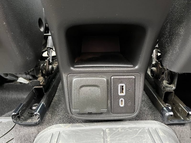 Used 2021 Chevrolet TrailBlazer RS w/ Sun and Liftgate Package AWD/4WD image 40