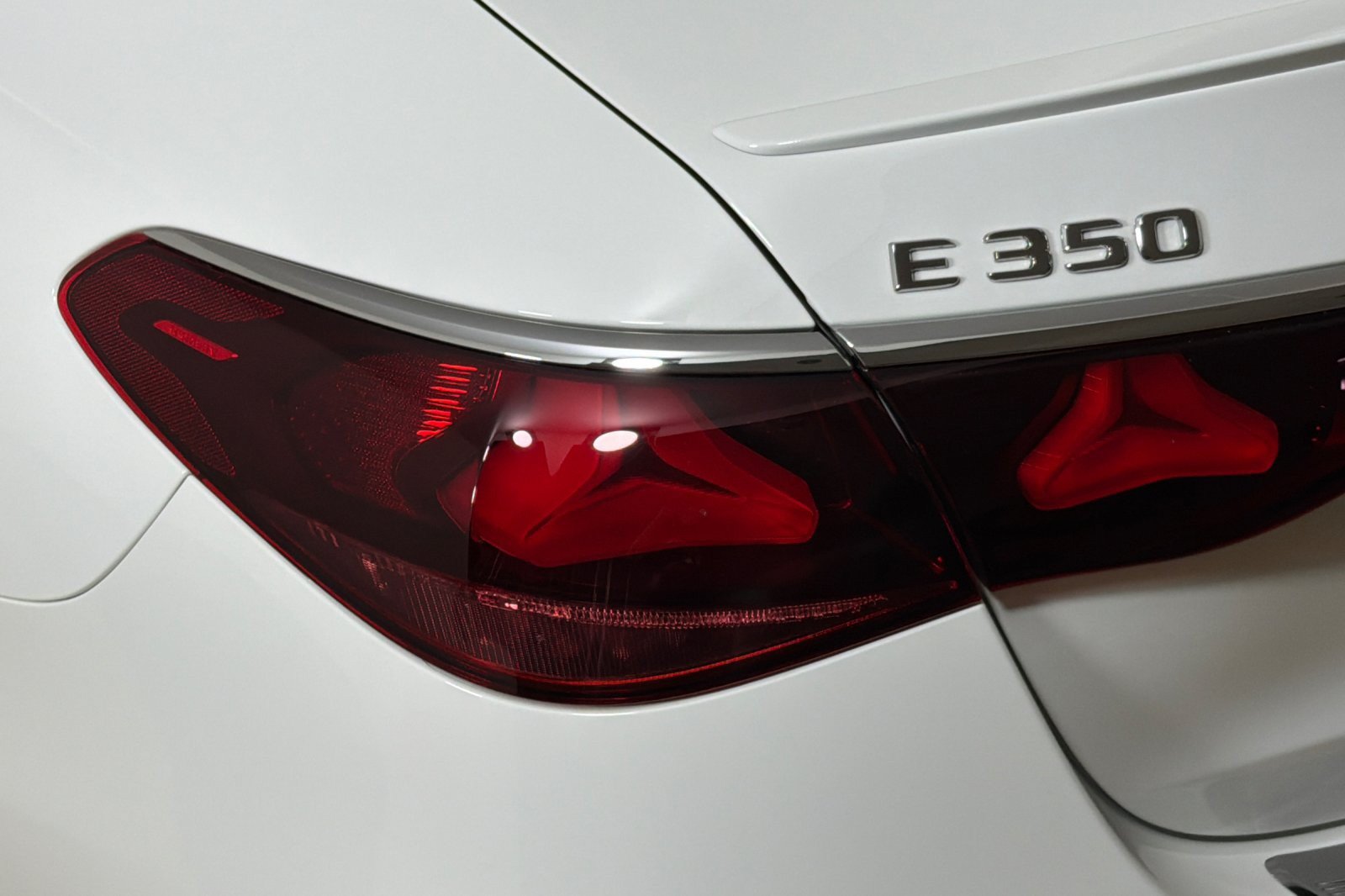 Used 2025 Mercedes-Benz E 350 Sedan w/ Winter Package image 25